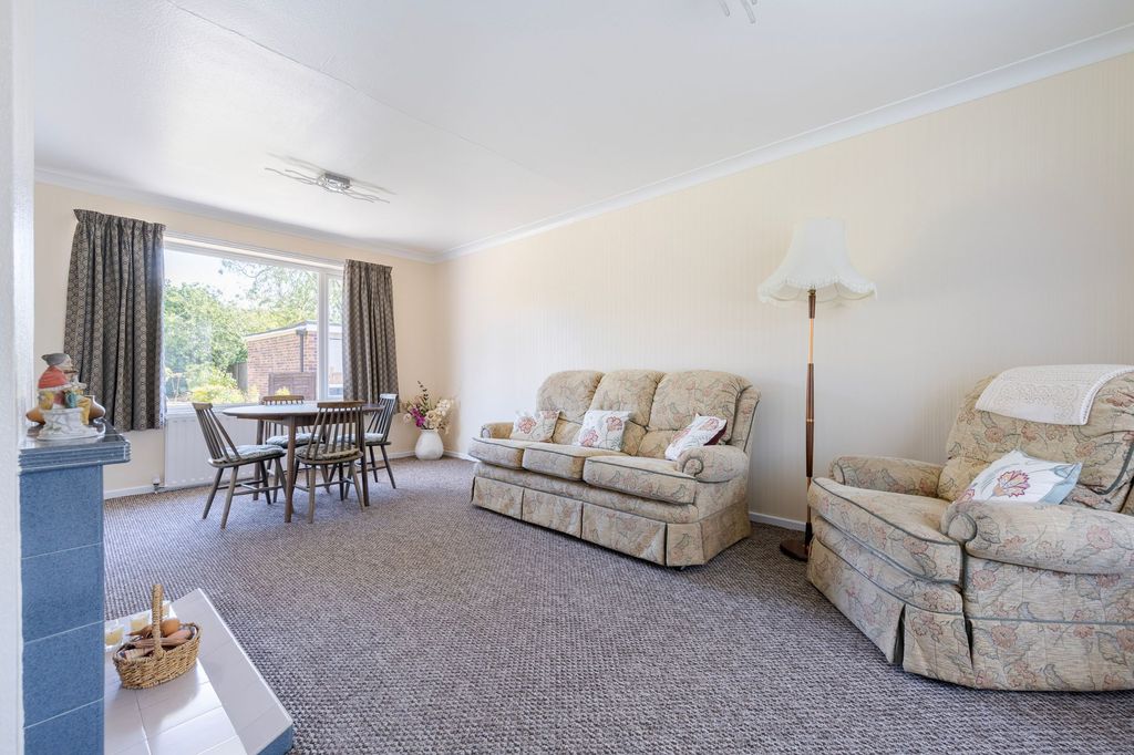 Property photo 2 of 15