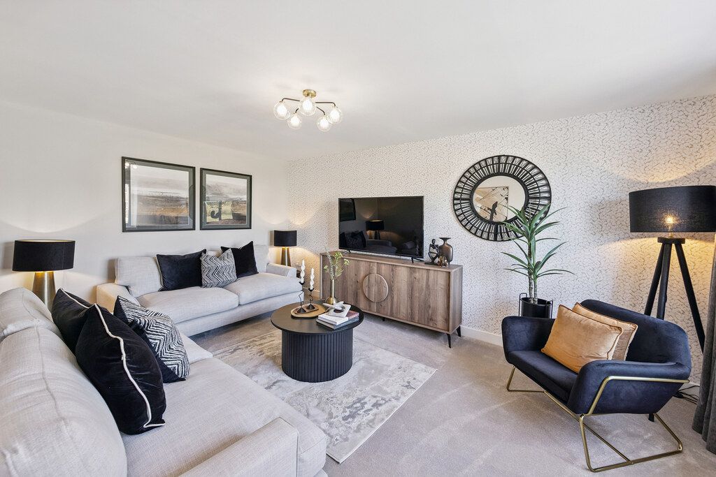 Property photo 3 of 6 R51_1335