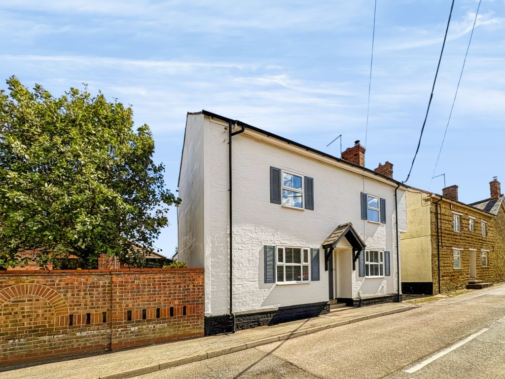 Property photo 3 of 31 5015536