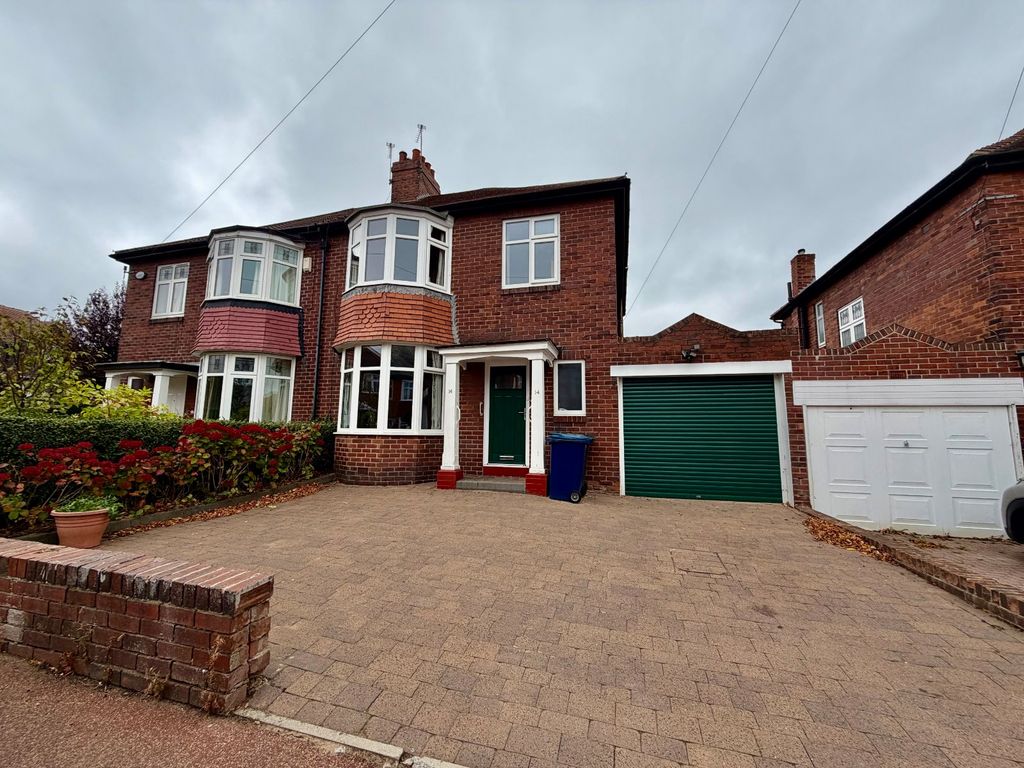 Property photo 1 of 13 Outside