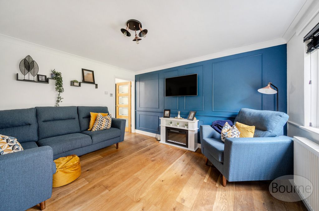 Property photo 2 of 26 4073367d-0Fdb-4Cf...