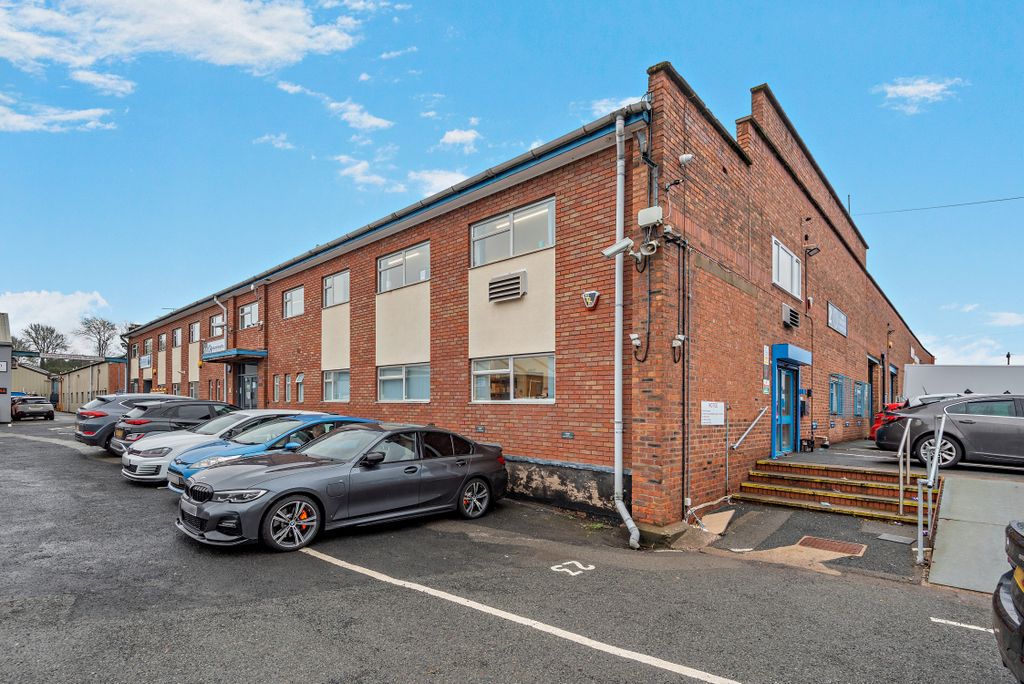 Property photo 1 of 3