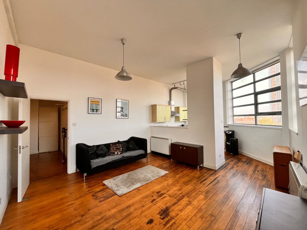 Property photo 1 of 13 Living Area
