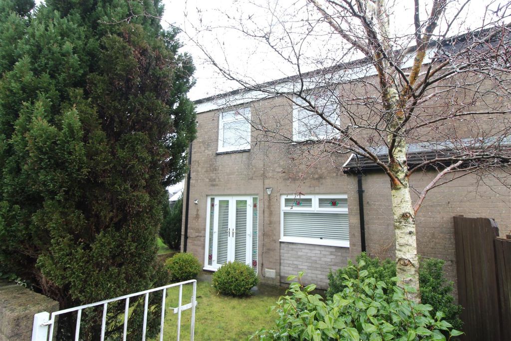 Property photo 2 of 25 Outside