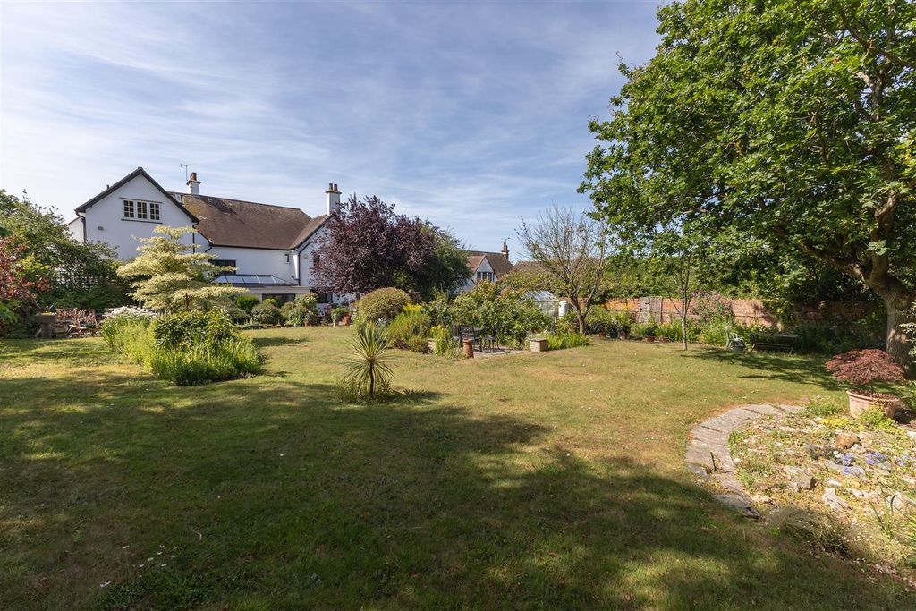 Property photo 2 of 30 Img_8811.Jpg