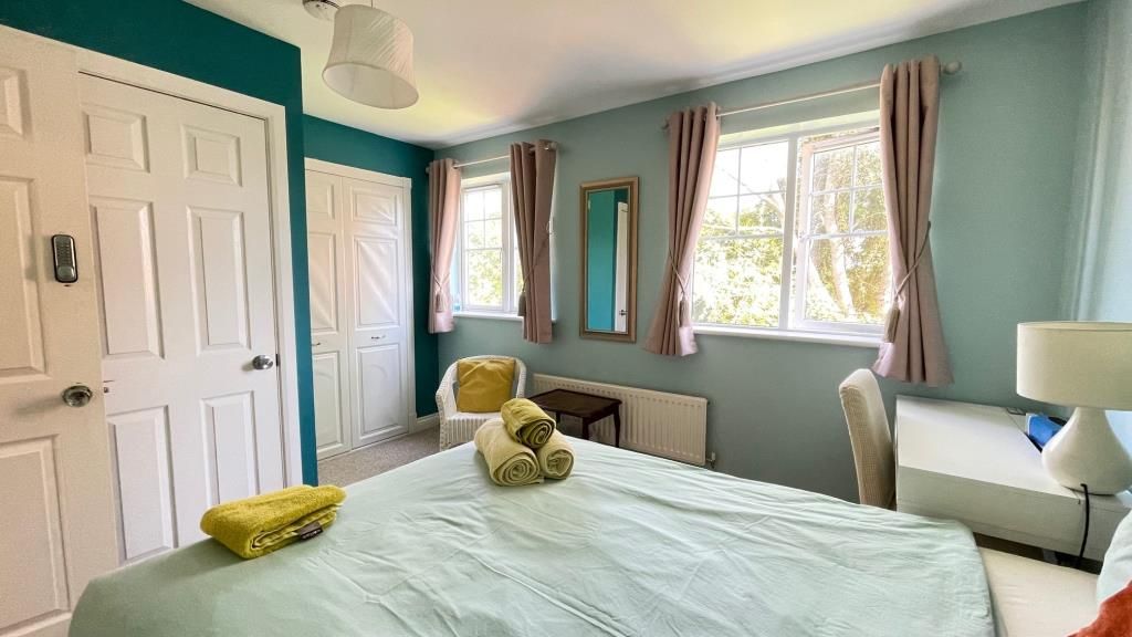 Property photo 2 of 7 Bedroom