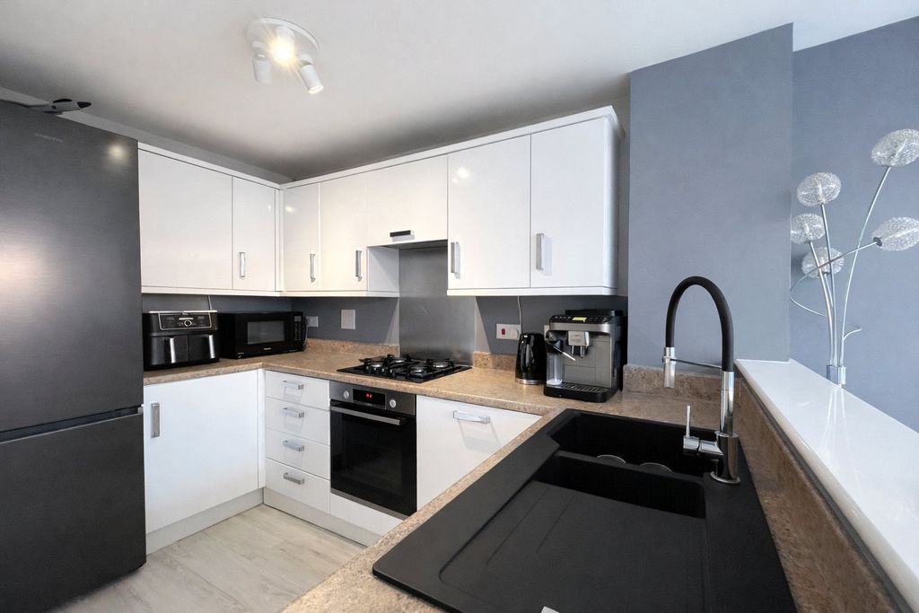 Property photo 3 of 15 Picture No. 03