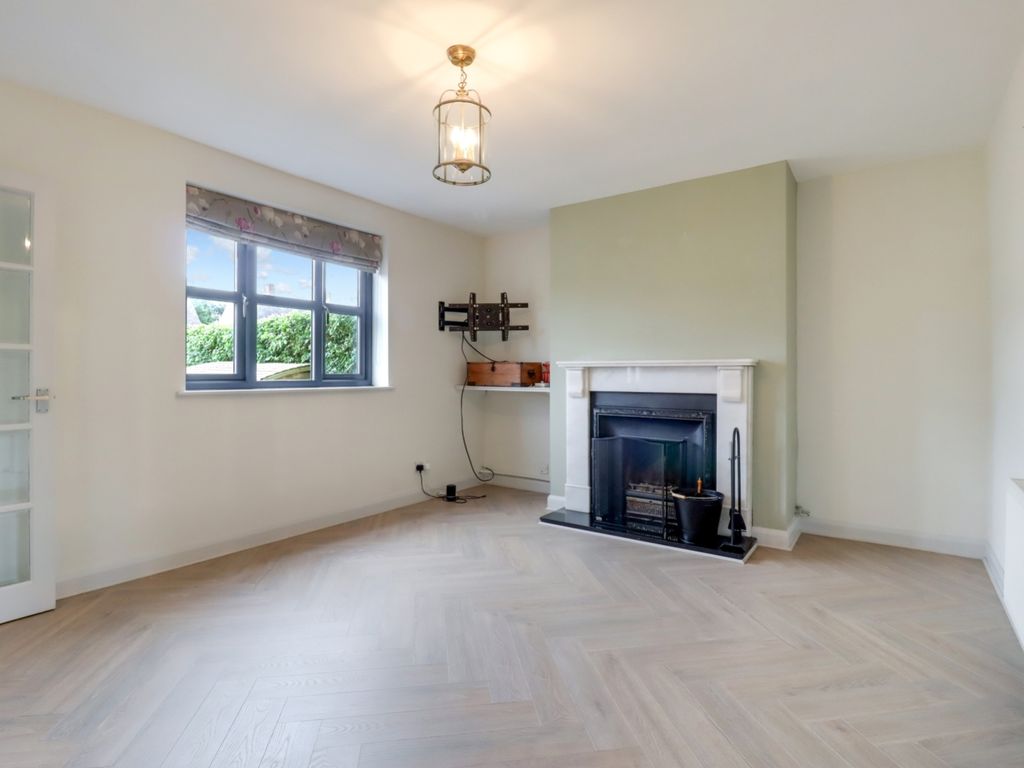 Property photo 2 of 13 Stockton Rd3