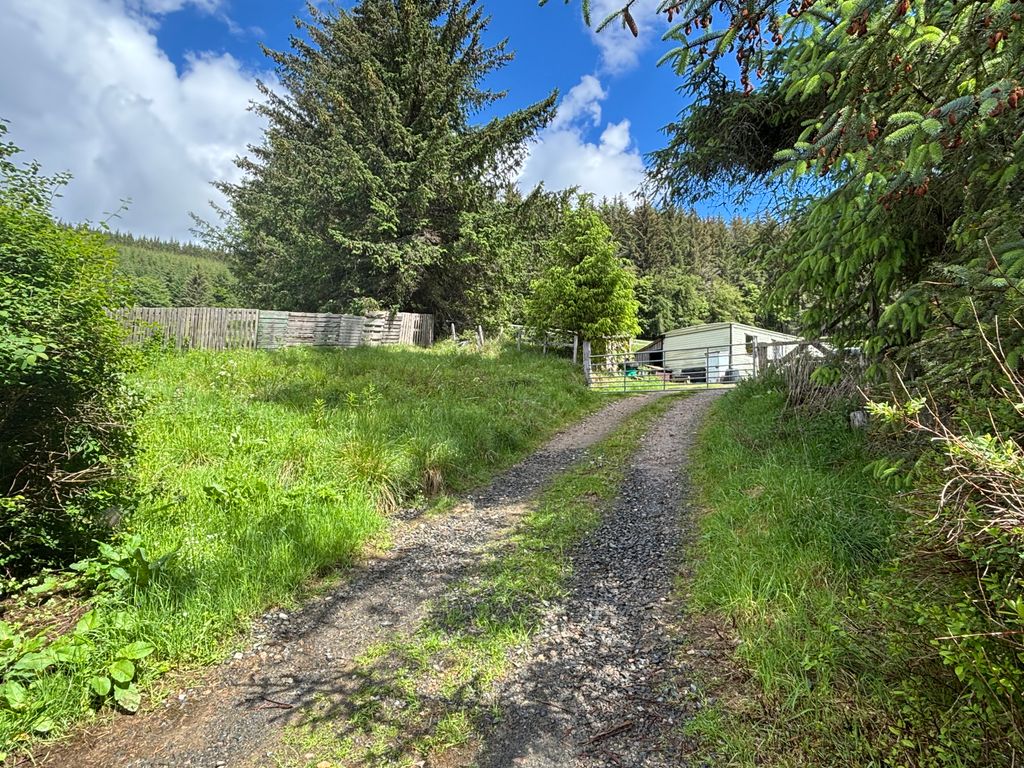 Property photo 2 of 6