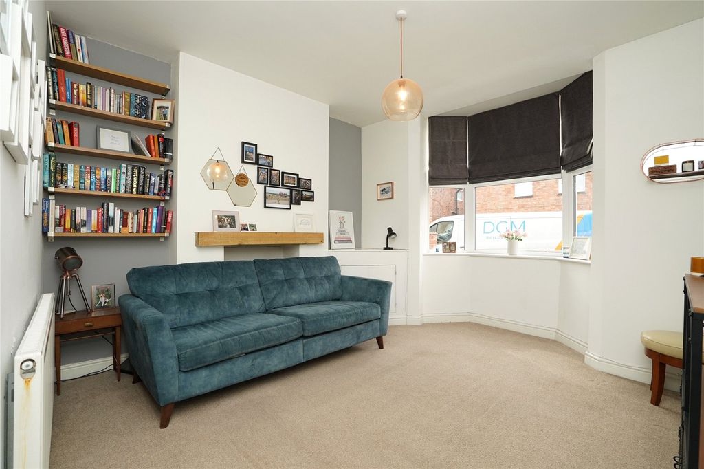 Property photo 2 of 16 Picture No. 04