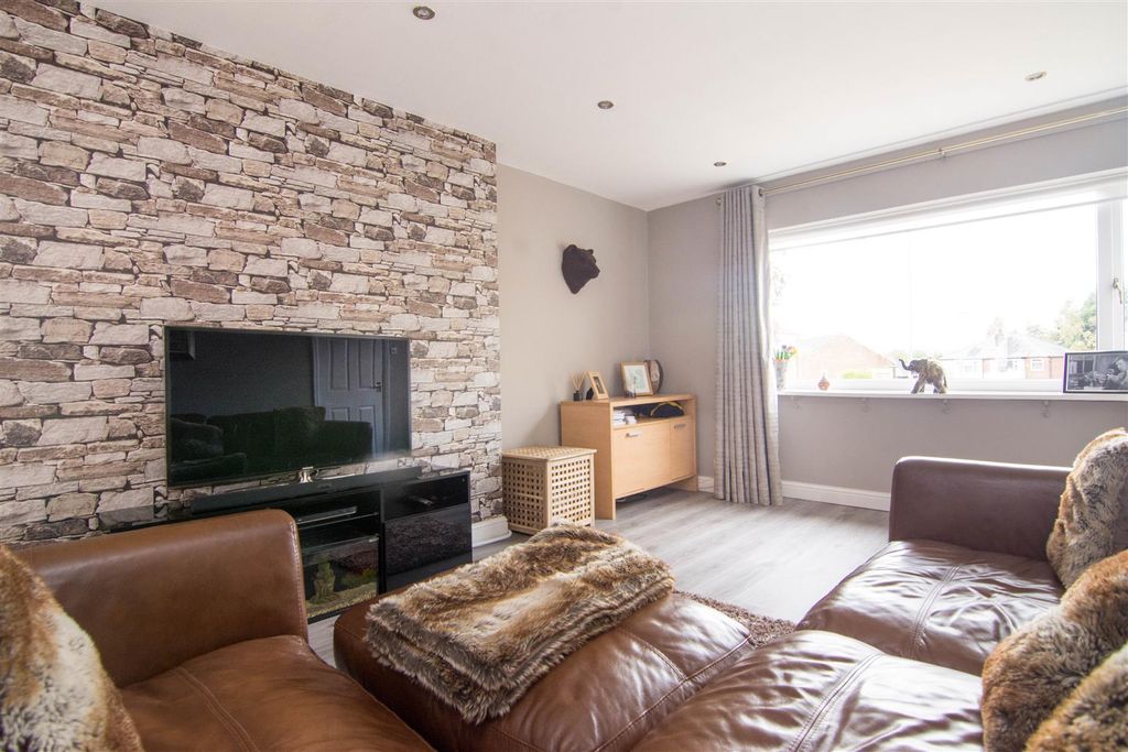 Property photo 2 of 17 0 General