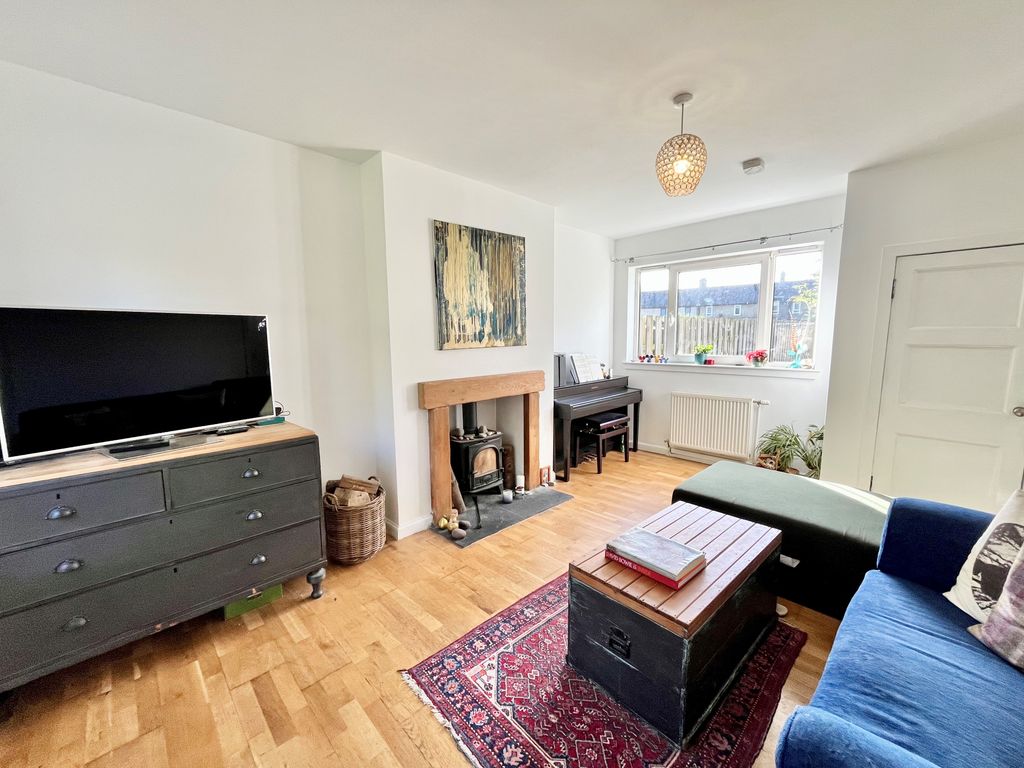 Property photo 2 of 29