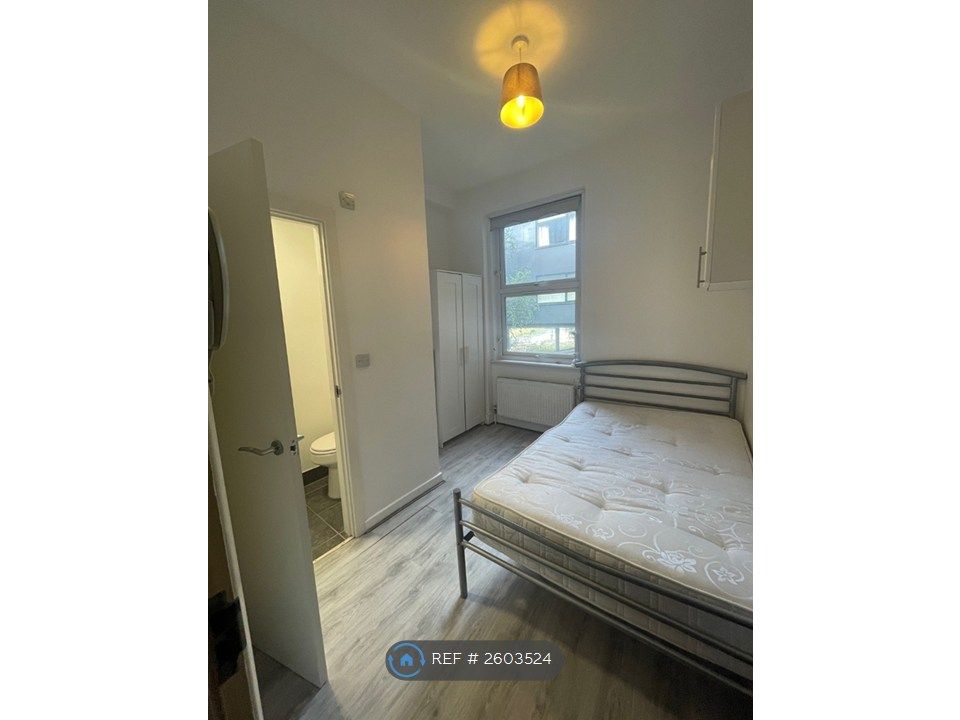 Property photo 1 of 4