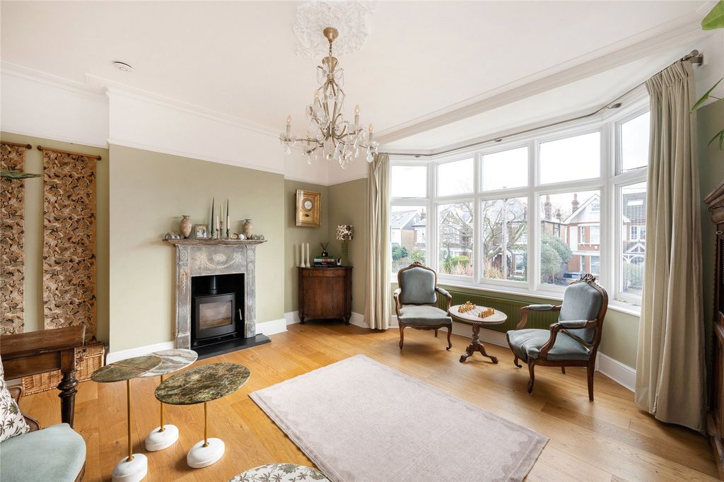 Property photo 2 of 25 Picture No. 71