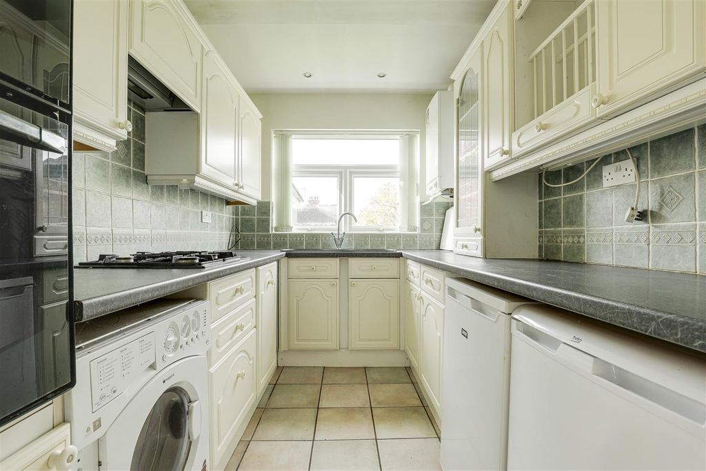 Property photo 3 of 17 13.Jpg