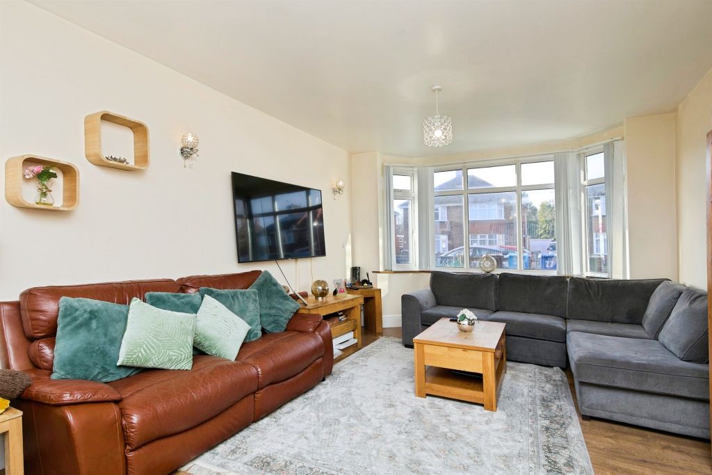 Property photo 3 of 20