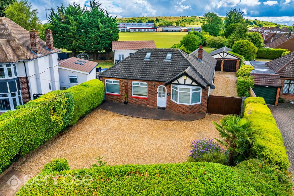 Property photo 1 of 30 4214561