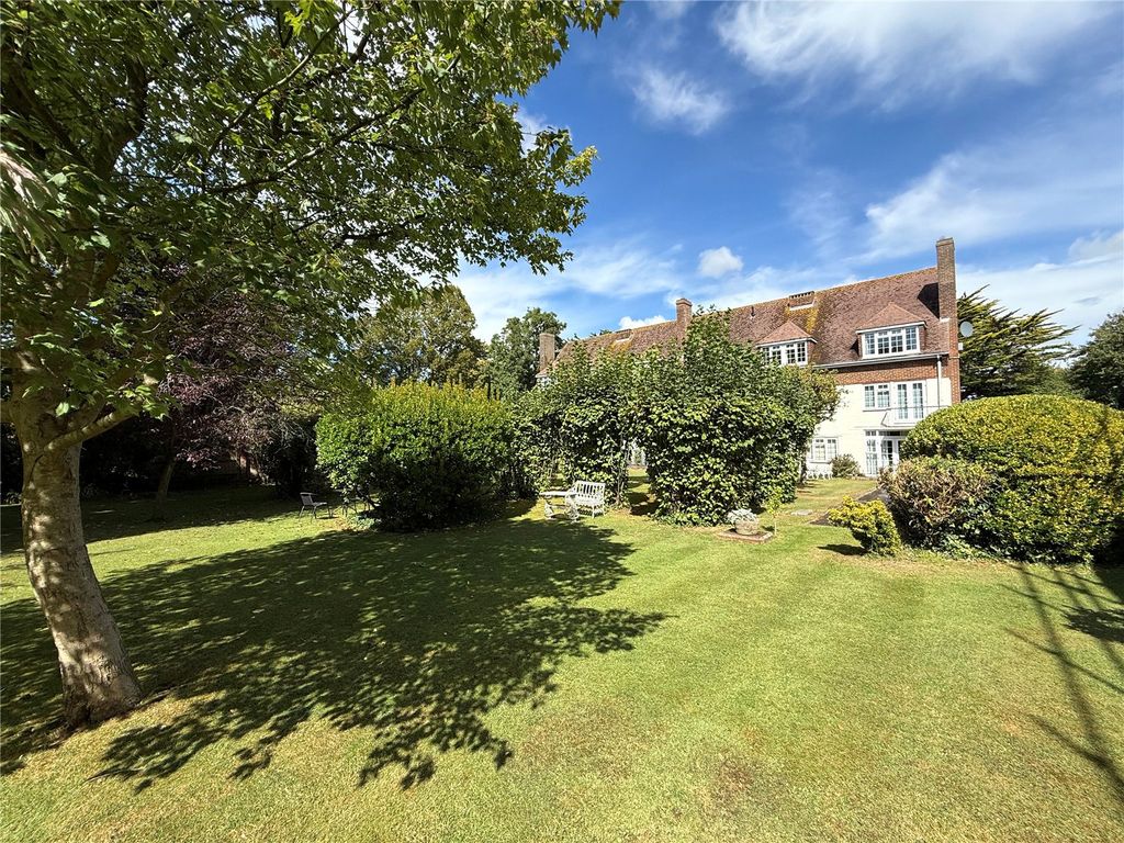 Property photo 1 of 12 Picture No. 11