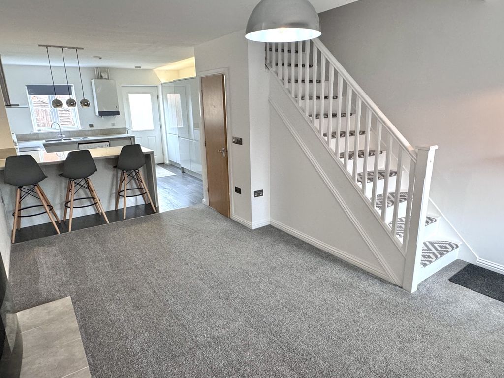 Property photo 2 of 14 Img_5260