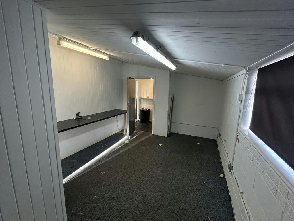 Property photo 3 of 5 Img_0003.Jpeg