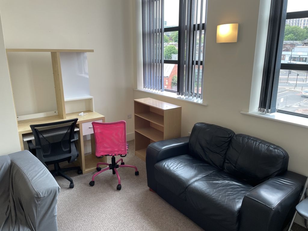 Property photo 2 of 14 Img_0765