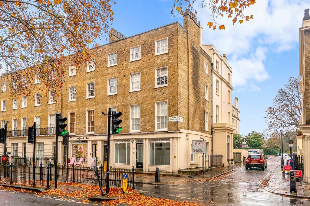 Property photo 3 of 39 Picture No. 03