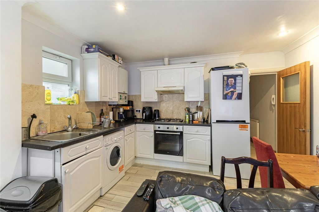 Property photo 3 of 10 Picture No. 03