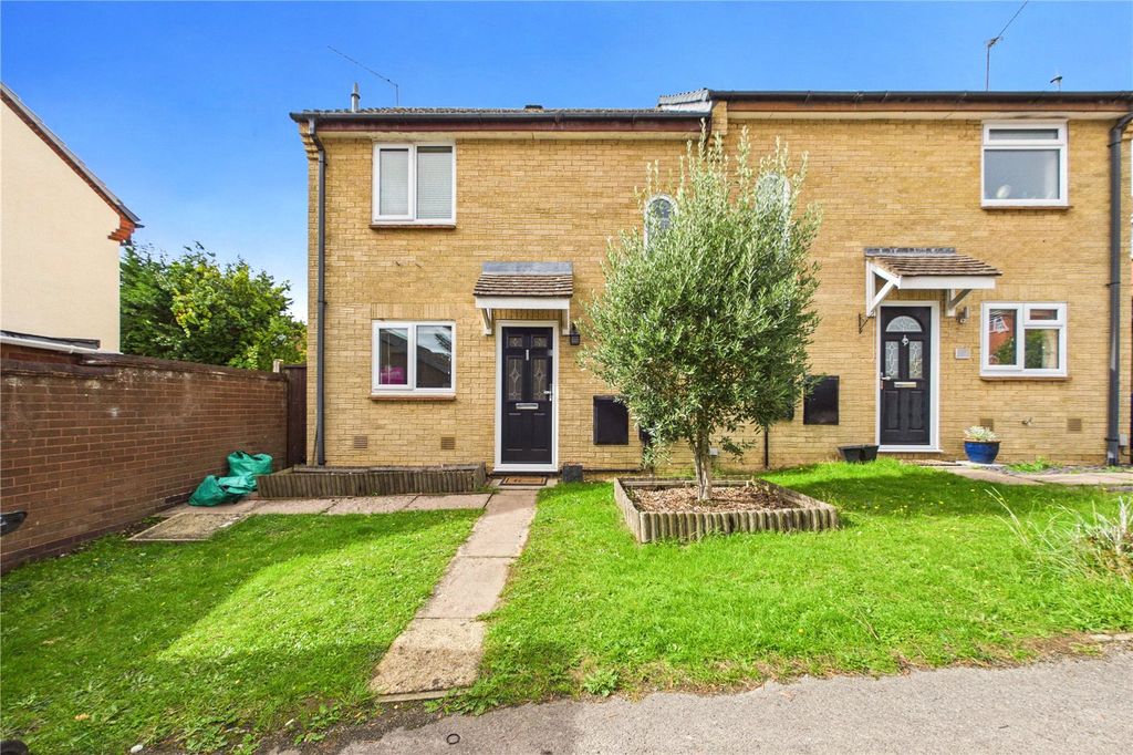 Property photo 1 of 11 Front