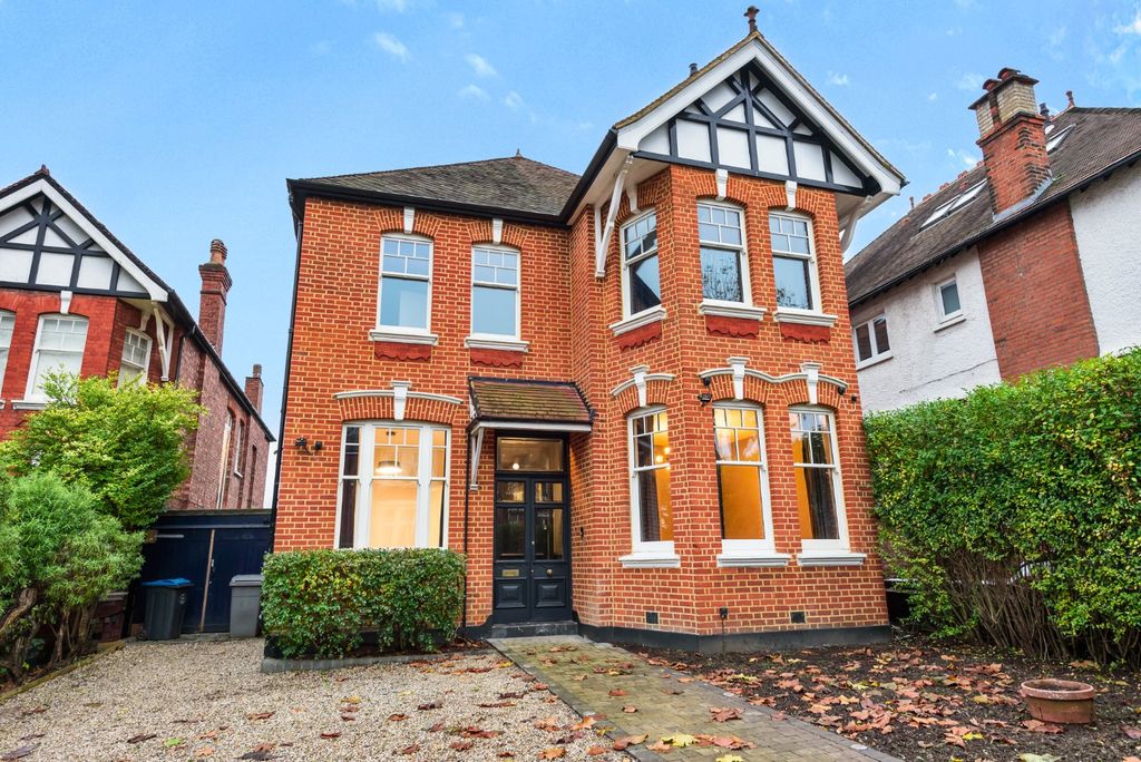 Property photo 2 of 27 Picture No. 88