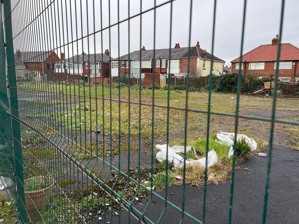 Property photo 2 of 6 0Fb80063-6A0F-4d1F-8661-87594Ddd7d38.Jpg