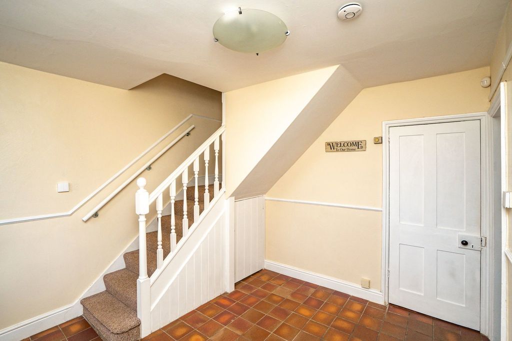 Property photo 3 of 21