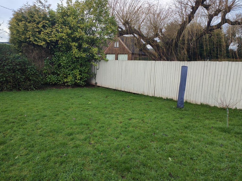 Property photo 2 of 8