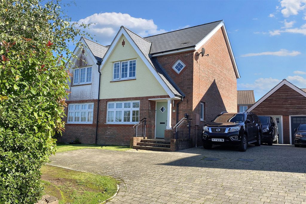 Property photo 1 of 15 Picture No. 01