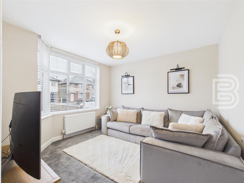 Property photo 3 of 20 Cam05587G0-Pr0124-Still011.Jpg