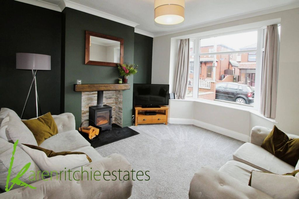 Property photo 2 of 15