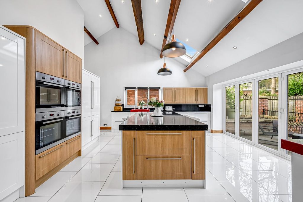 Property photo 3 of 83 Dsc_4254_6_7_8.Jpg