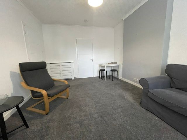 Property photo 2 of 10 Image5