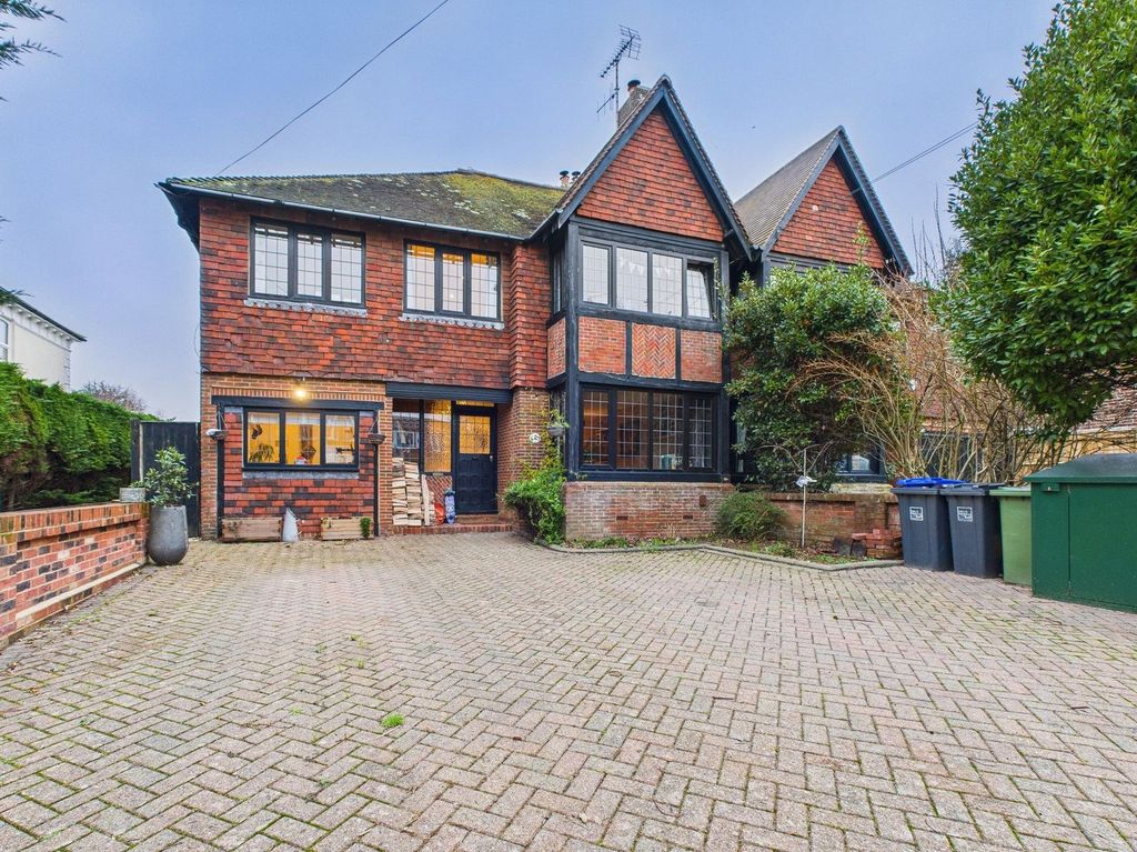 Property photo 1 of 22