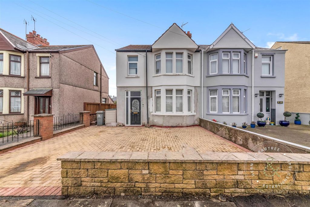 Property photo 1 of 23 Wellwright-Road-26.Jpg