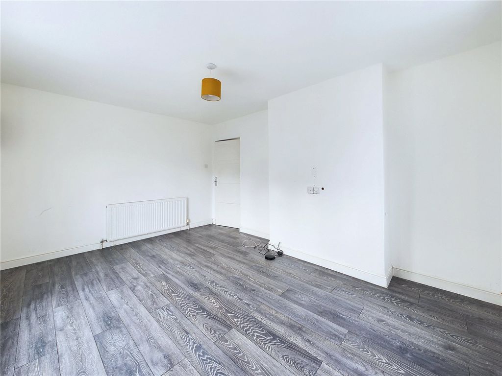 Property photo 2 of 13 Picture No. 07