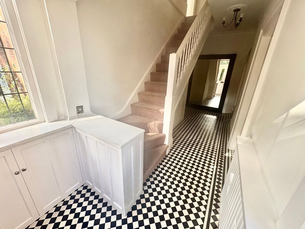 Property photo 3 of 36 Hallway