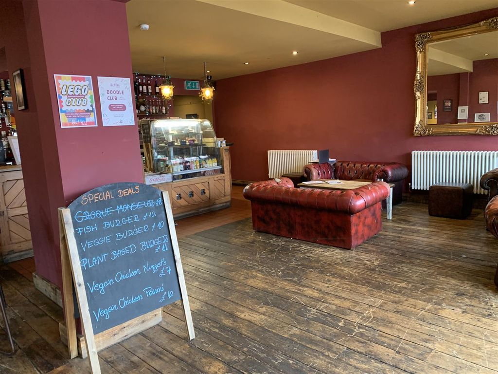 Property photo 3 of 11 Image00002.Jpeg