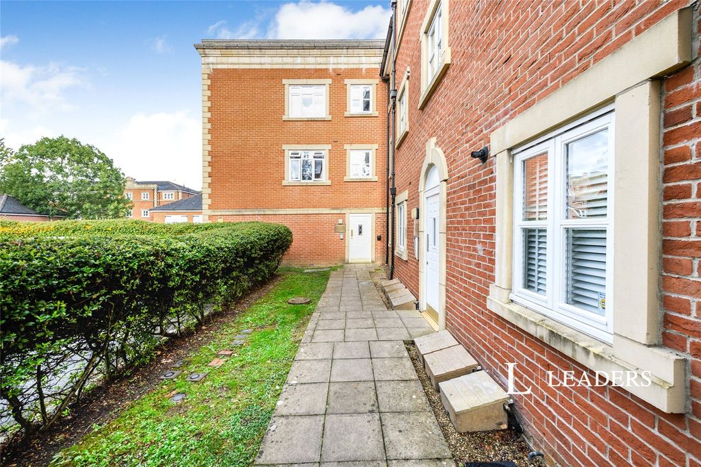 Property photo 1 of 4 Picture No. 27