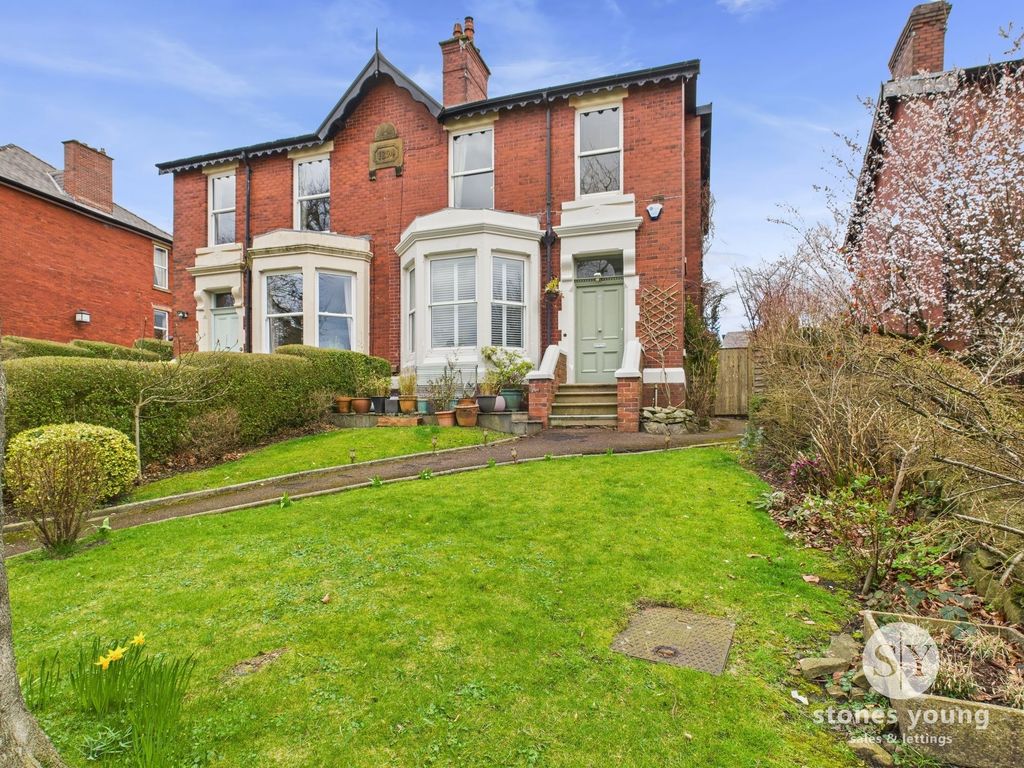 Property photo 1 of 35
