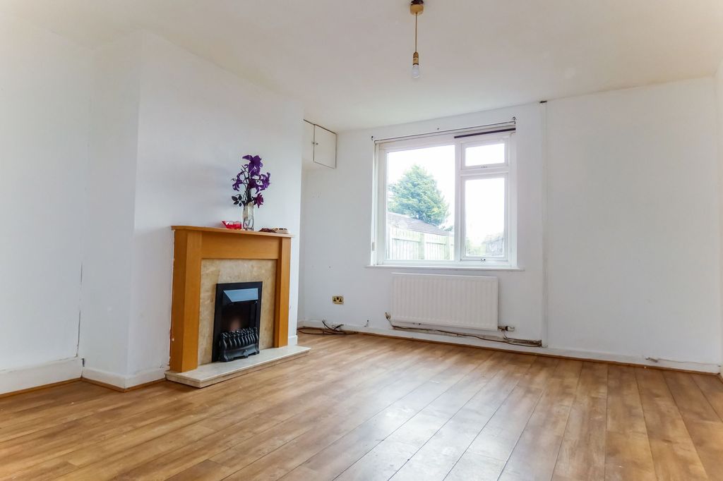Property photo 2 of 4