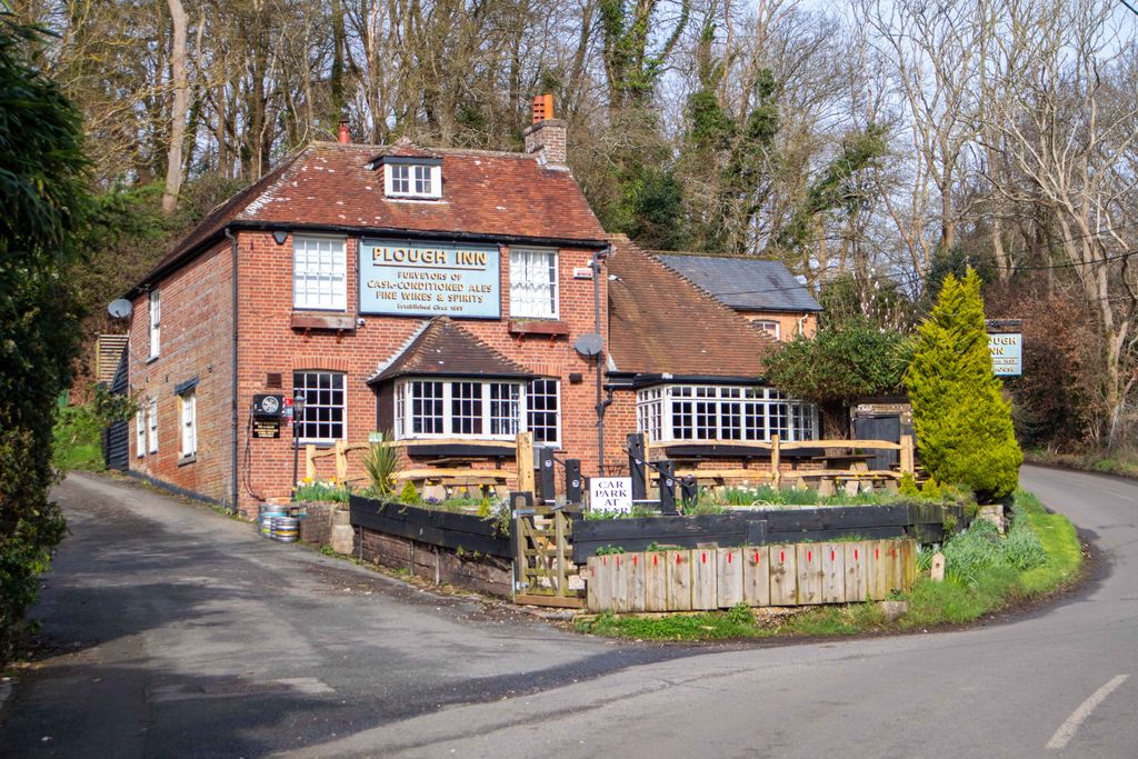 Property photo 1 of 10