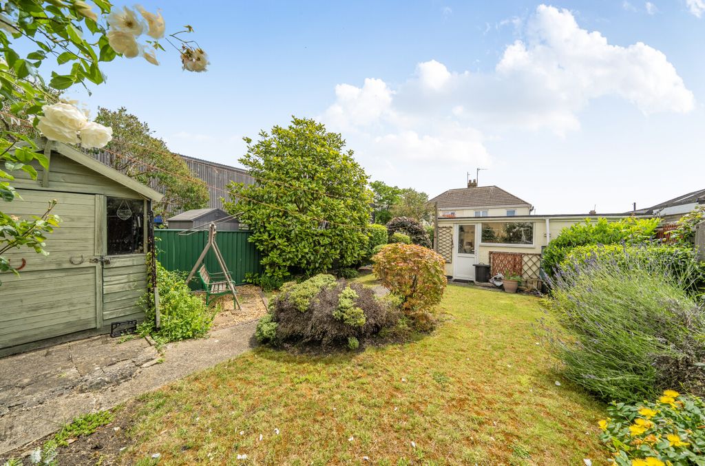 Property photo 3 of 12 14807159