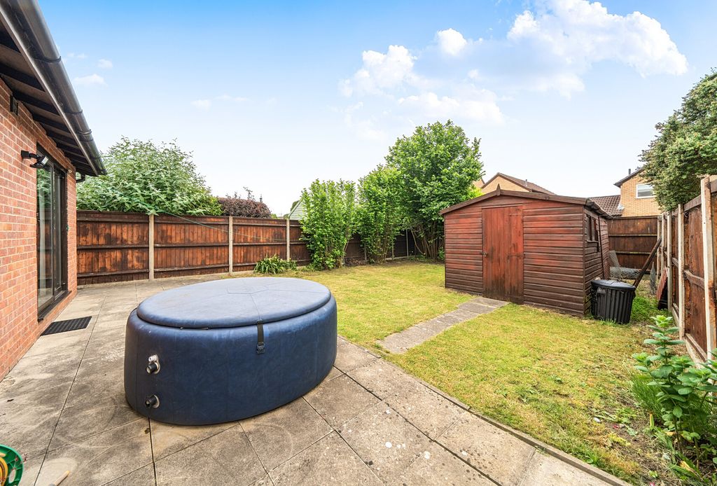 Property photo 3 of 17 1465589-1-6A1Db89...