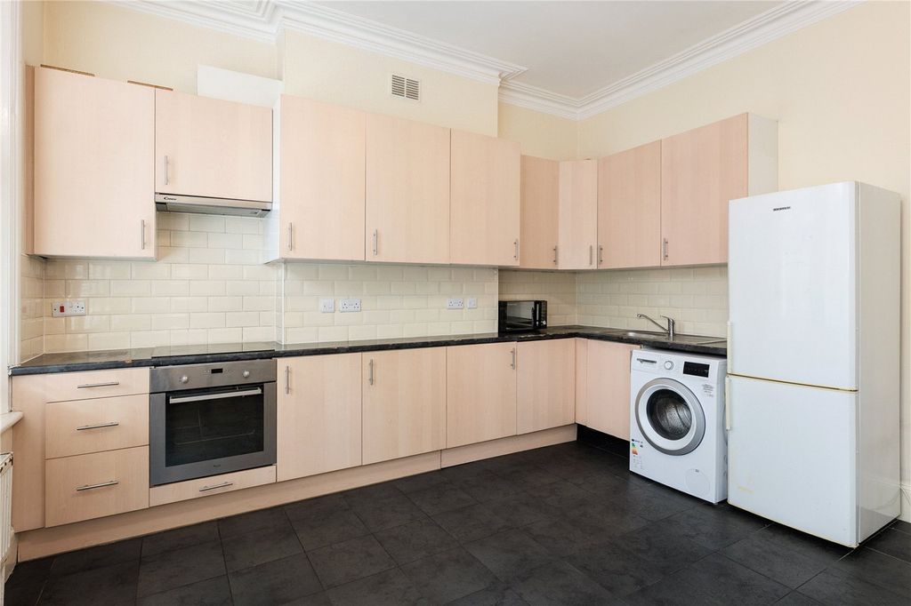 Property photo 2 of 6 Picture No. 02