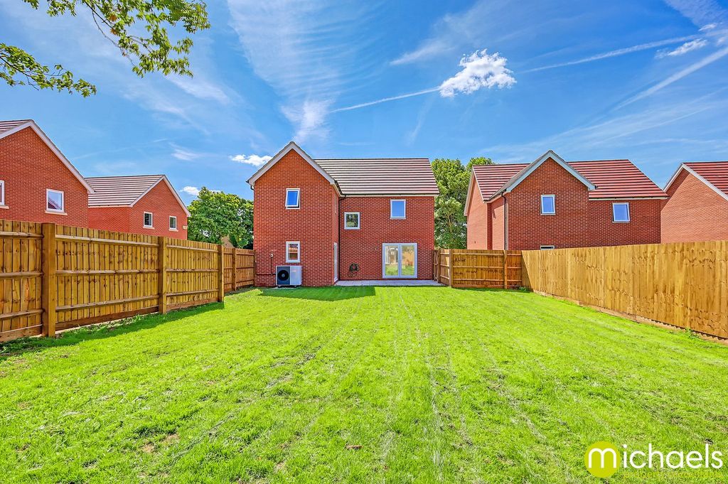 Property photo 2 of 29